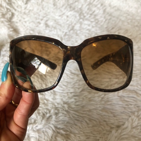 Gucci tortoise oversized glasses - Picture 2 of 6